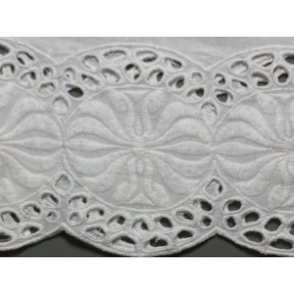 Antibes Blanc Tank Top Womens Size M White Blouse Summer Shirt Romantic Lace - Picture 6 of 10